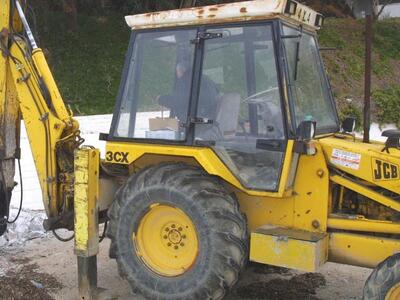 Διακοπή εργασιών στο δρόμο που συνδέει τ...