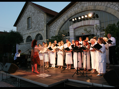 Από την Πάτρα στην Αθήνα με επτανησιακές μελωδίες