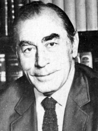 Ο παλαιός πολιτικός Μιχάλης Παπακωνσταντ...