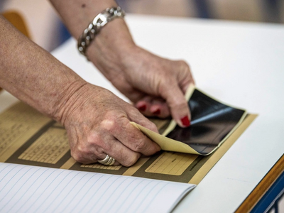 Πανελλαδικές 2025: Στα Αγγλικά εξετάζοντ...