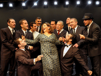 Δεν θα περιοδεύσει τελικά η παράσταση &q...