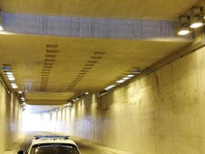Μέσα στα τούνελ της  Μίνι Περιμετρικής τ...