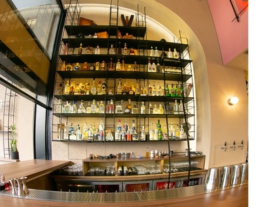 Barro Negro, Αθήνα