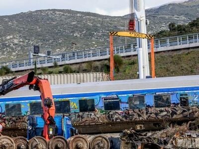 Τέμπη: Τι θα δείξουν τα "μαύρα κουτ...