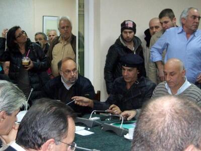 Πάτρα: Σε κλίμα έντασης το Δημοτικό Συμβ...