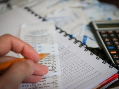 Αλλαγές σε φόρους και εισοδήματα το 2026...