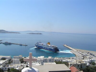 Τα ξένα ΜΜΕ εστιάζουν στο "απέραντο...