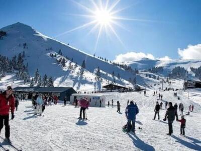 Οι εργαζόμενοι του Χιονοδρομικού Καλαβρύ...