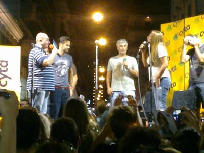 Πάτρα: Παπαρίζου και Onirama στην Αγίου ...