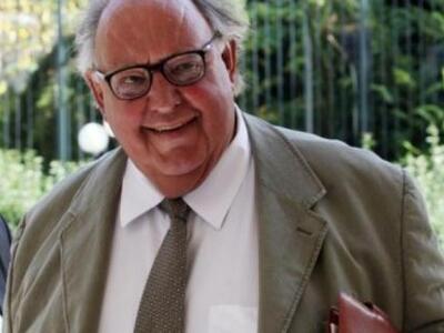 Πάγκαλος: Ο Παπανδρέου έπεσε θύμα της ισ...