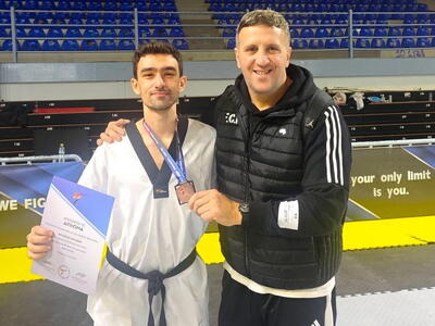 Χάλκινο μετάλλιο το Fight Club Πάτρας με...