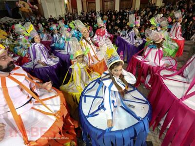 Η νυχτερινή παρέλαση του Πατρινού Καρναβ...