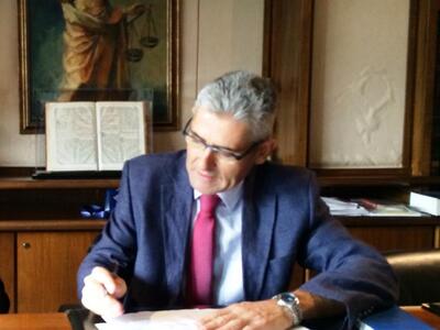 Για μια γενναία μεταρρύθμιση στην απονομ...