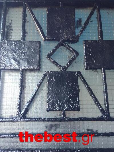 Μικρό παράθυρο στον Ι.Ν. Αγίου Νικολάου