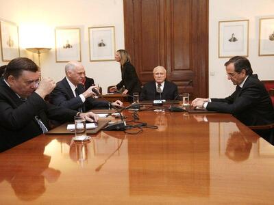 Συνεχίζουν χωρίς πρακτικογράφο οι πολιτι...