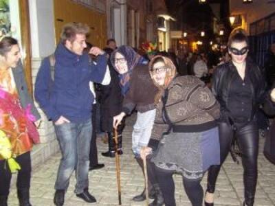 Ναύπακτος : Αναβίωσε η εποχή του Μεσοπολ...