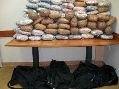 Έφερναν με φουσκωτό 347 κιλά χασίς-Δεν ε...