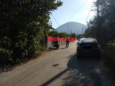 Βρήκε στην αυλή του σπιτιού του στην Οβρ...