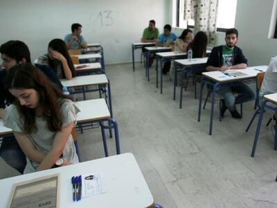 Αλλάζει το σύστημα των Πανελλαδικών εξετ...