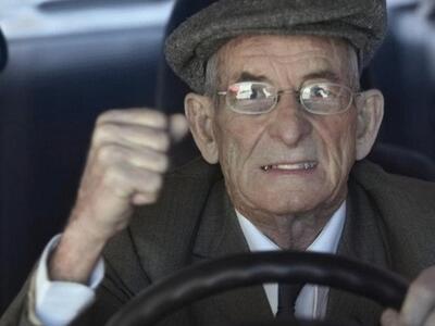 Οι ηλικιωμένοι οδηγοί δεν είναι πιο επικ...