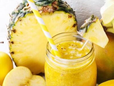 Απολαύστε έναν ολόφρεσκο χυμό ανανά στο ...