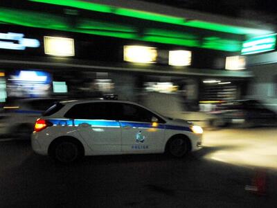 Οι «αδιάφθοροι» της ΕΛ.ΑΣ. τσάκωσαν τον ...