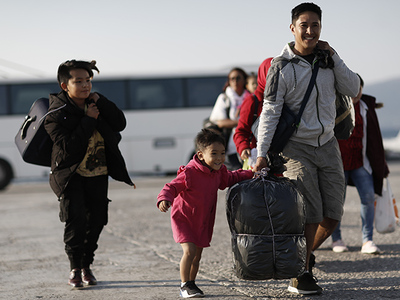 Τις δεξιότητες των προσφύγων σε ελληνικά...