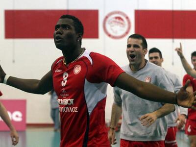 Βόλεϊ: "Ερυθρόλευκο" το αιώνιο ντέρμπι