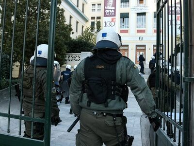 Φοιτητές Πανεπιστημίων Πατρών και Πελοπο...