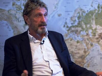 ΜακΆφι προς FBI: «Θα σας ξεκλειδώσω εγώ ...