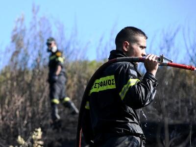 Φωτιά στη Λακόπετρα