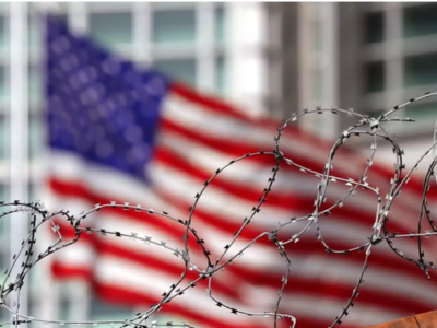 ΗΠΑ: 5 Αμερικανοί και 2 Ρώσοι κατηγορούν...