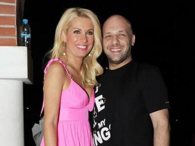 Ποιο τραγούδι αφιέρωσε η Ελένη Μενεγάκη ...