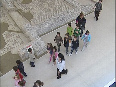 Με μαύρες σημαίες λειτουργεί το Μουσείο