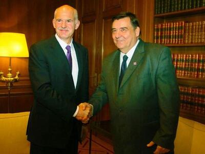 Καρατζαφέρης : "Να κάνουμε πιο επιθ...