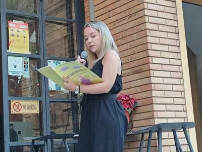 Η Μαρία Ντόβα και τα παραμύθια της- Μια ...