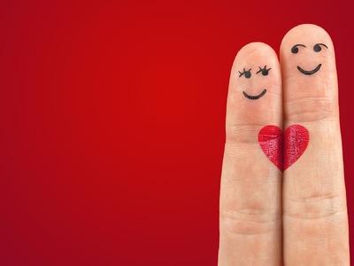 Τα 5 ζώδια που θα δουν βελτίωση στα ερωτ...