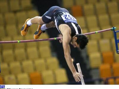 Ο Κώστας Φιλιππίδης κατέκτησε την κορυφή...