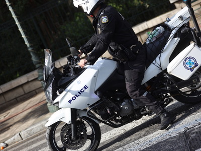 Κινηματογραφική καταδίωξη διακινητή μετα...