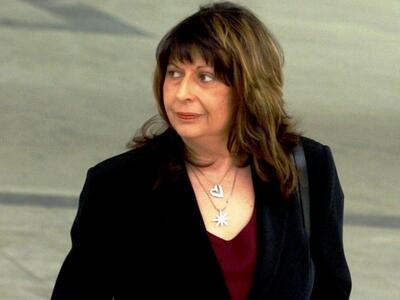 Μετά από δέκα χρόνια επιστρέφει στην Ελλ...