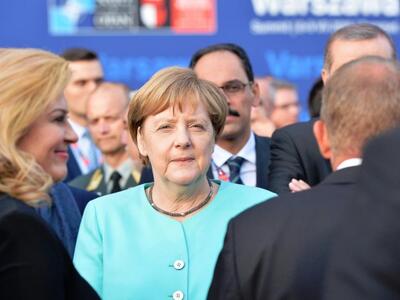 Χάνει από τους ακροδεξιούς η Μέρκελ στο ...
