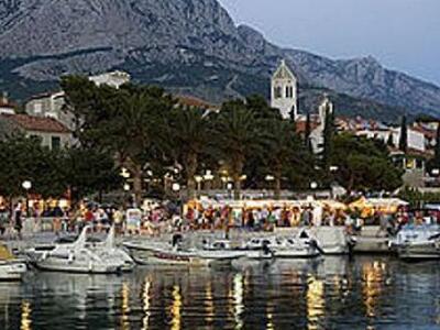 Καλόγερος πούλησε τα κτήματα της μονής, ...