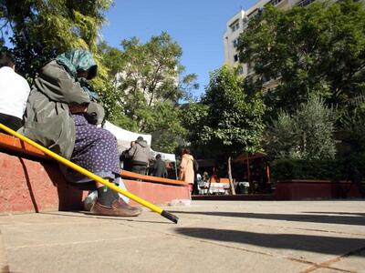 Καταφύγιο αστέγων τα νοσοκομεία - Οι σύγ...