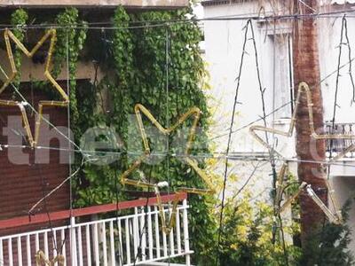 Πάτρα: Η πόλη "ντύνεται" χριστ...