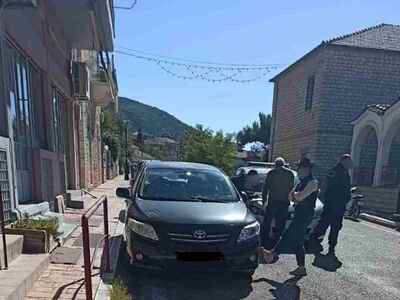 Αναστάτωση στο Θέρμο: Οδηγός προκάλεσε δ...