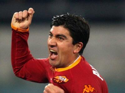 «Ο Ολυμπιακός προσπάθησε να πάρει τον Πιζάρο»