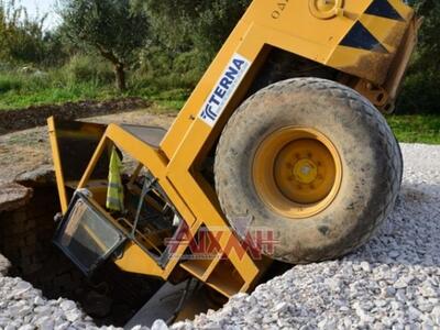 Δυτική Ελλάδα : «Άνοιξε η γη» και ... κα...