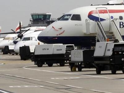 British Ariways: Μεθυσμένη επιβάτης προσ...