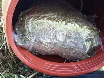 Πάτρα: Έκρυβε 15 κιλά κάνναβης μέσα σε β...