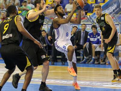 Μπάσκετ: Παίχτης του Κοροίβου ο Βίνσεντ Κάουνσιλ